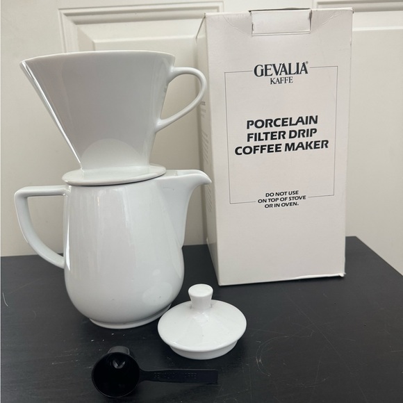 GEVALIA KAFFE Porcelain Filter Drip Coffee Maker White - Picture 1 of 12